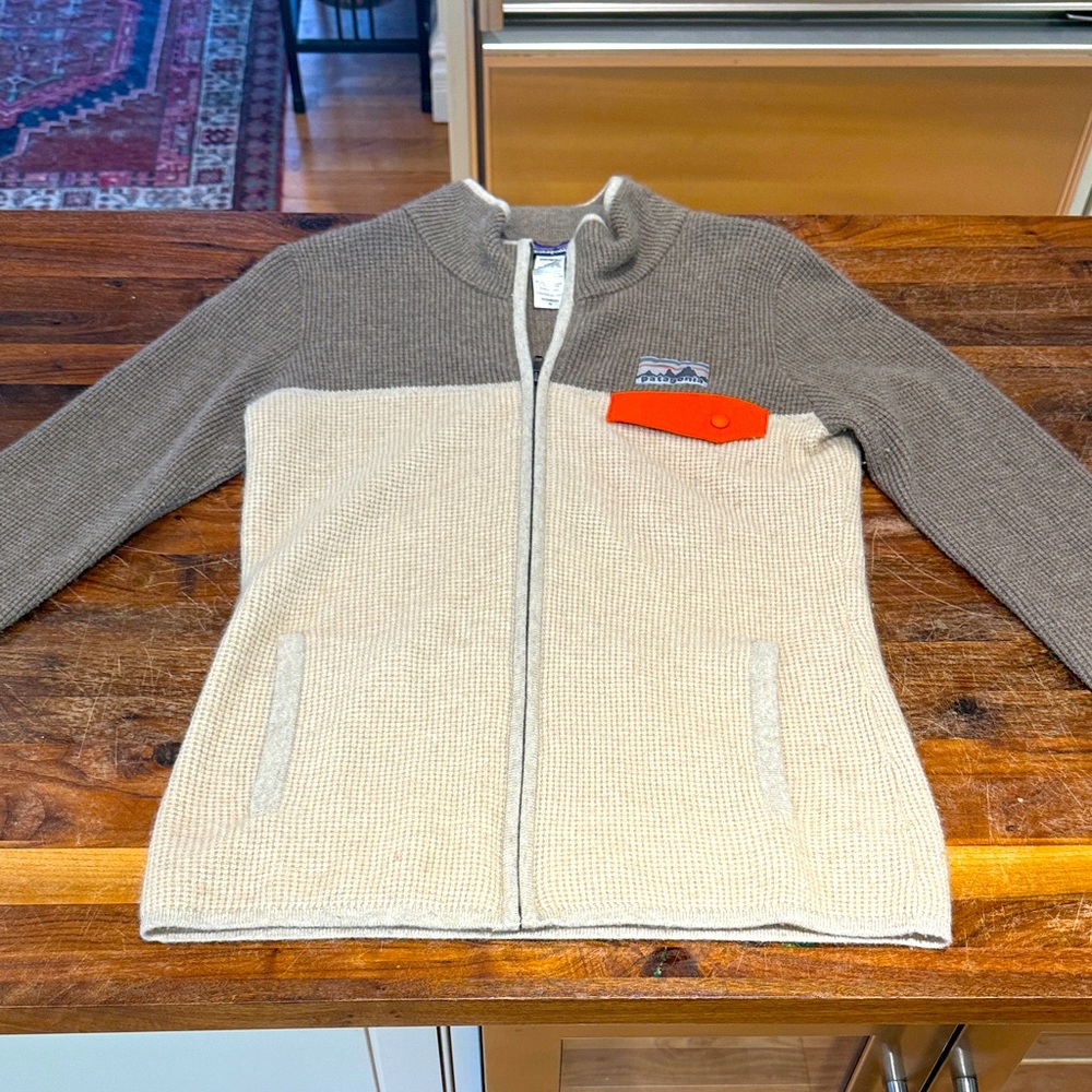 Patagonia cashmere cardigan sweater size medium